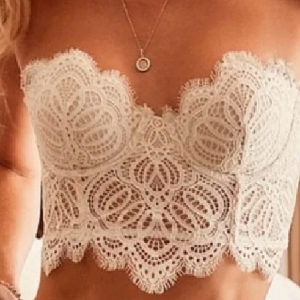 Victoria's Secret Cream Lace Bralette